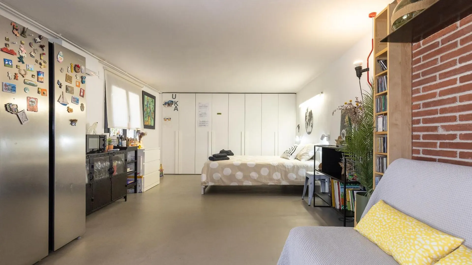Homestay Chez Adela Apartment Almoster