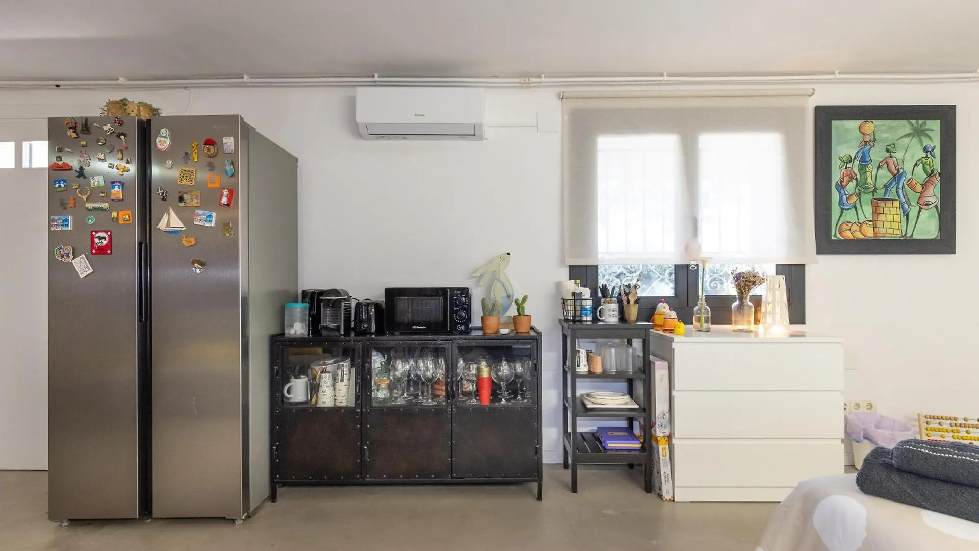 Chez Adela Apartment Almoster Homestay