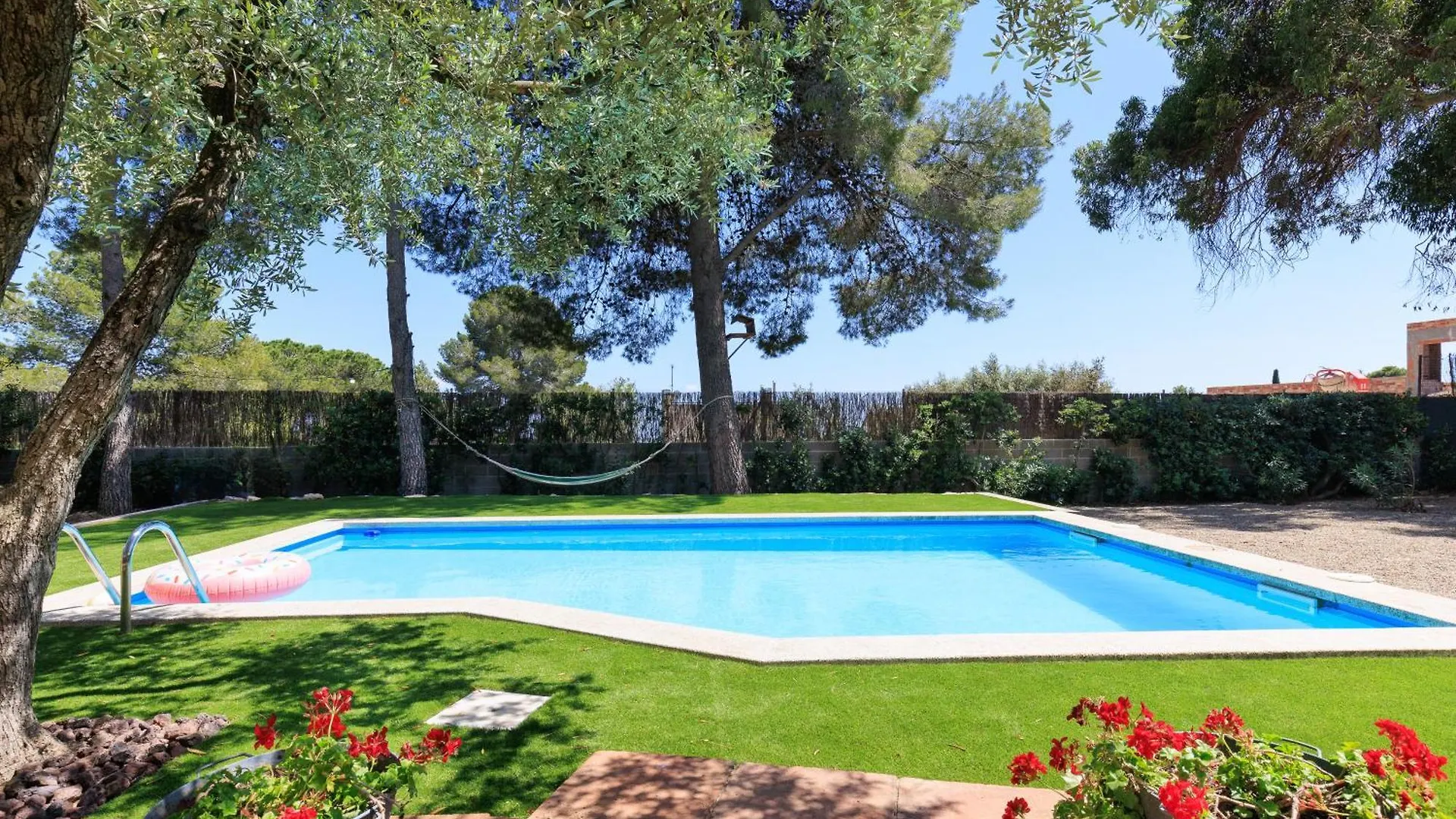 Chez Adela Apartment Almoster